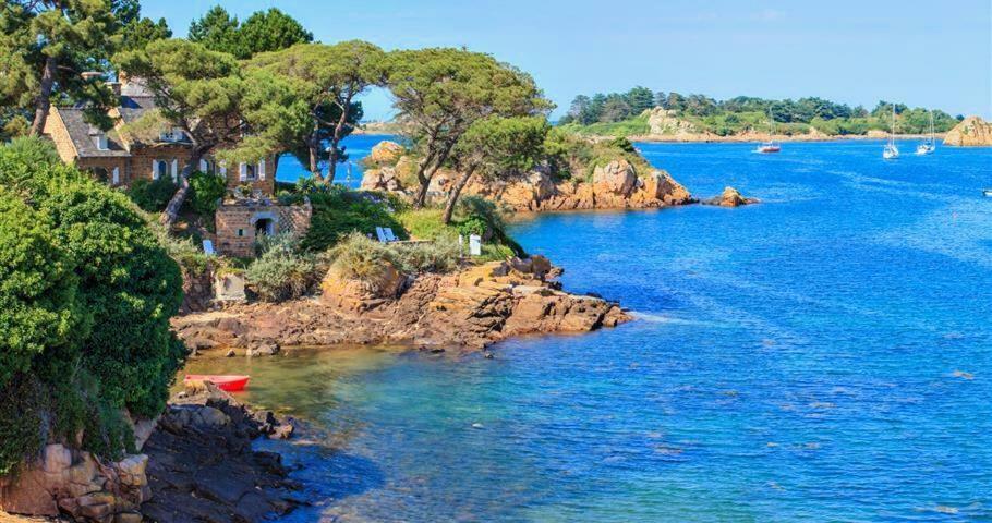 Camping Maeva Respire Le Village Perrosien Exterior photo